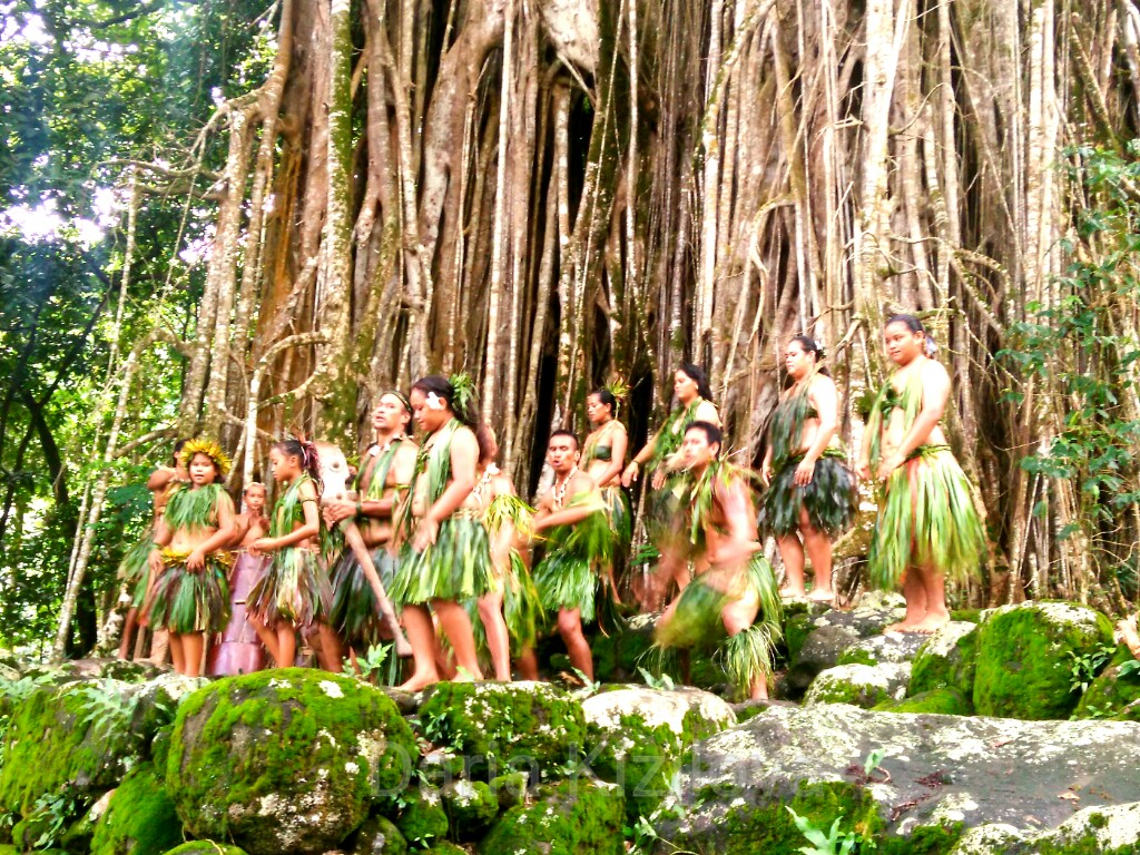 Танцы Полинезийцев