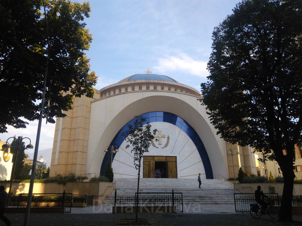 Resurrection Cathedral, Tirana